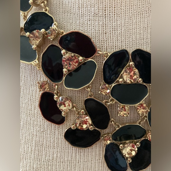 Kate Spade New York disco pansy bib flower statement necklace - Picture 5 of 12